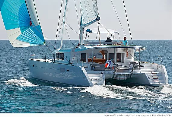 Lagoon 450 in Martinique / Le Marin - Photo 1