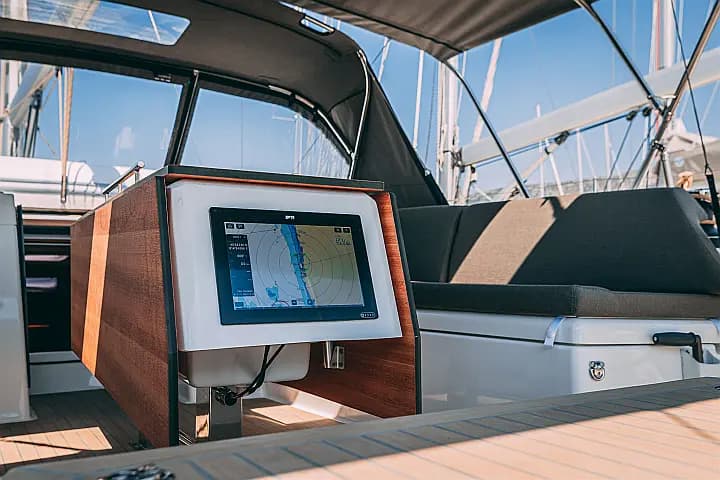 Dufour 470 in Kaštel Gomilica / Marina Kaštela - Photo 3