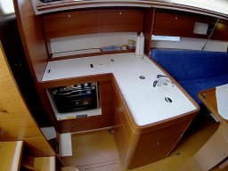 Dufour 335 Grand Large in Šibenik / D-Marin Marina Mandalina thumbnail 13