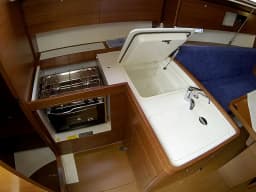 Dufour 335 Grand Large in Šibenik / D-Marin Marina Mandalina thumbnail 14