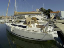 Dufour 335 Grand Large in Šibenik / D-Marin Marina Mandalina thumbnail 6