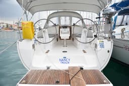Bavaria Cruiser 37 in Dubrovnik / ACI Marina Dubrovnik thumbnail 6