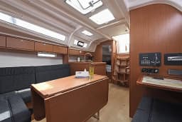 Bavaria Cruiser 37 in Dubrovnik / ACI Marina Dubrovnik thumbnail 8