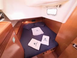 Oceanis 43 in Fethiye / Ece Marina thumbnail 15