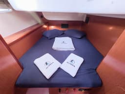 Oceanis 43 in Fethiye / Ece Marina thumbnail 17