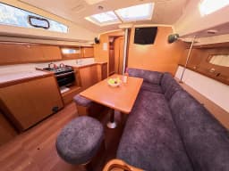Oceanis 43 in Fethiye / Ece Marina thumbnail 7