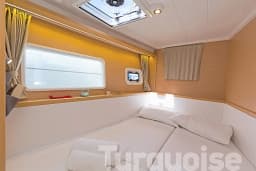 Lagoon 400 S2 in Lavrion Main Port thumbnail 15