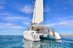 Lagoon 400 S2 in Lavrion Main Port thumbnail 36