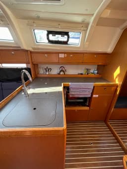Sundecker 36 Cruiser in Šibenik / D-Marin Marina Mandalina thumbnail 13