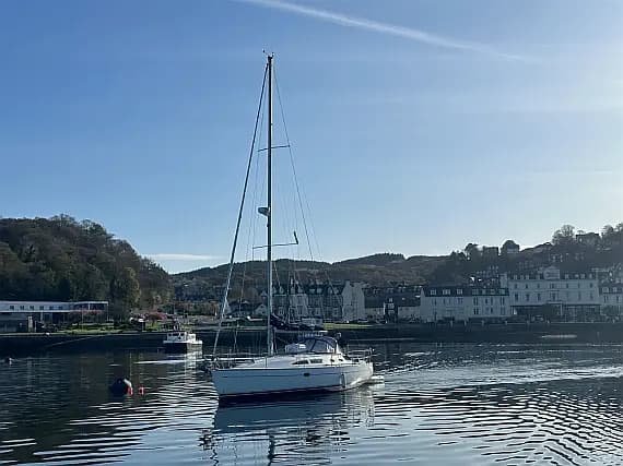 Sun Odyssey 37 in Oban / North Pier Pontoons - image 1