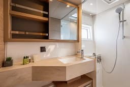 Lagoon 46 in Porto Heli thumbnail 5