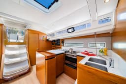 Sun Odyssey 440 in Lavrion Main Port thumbnail 6