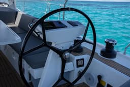 Oceanis 51.1 in Athens / Alimos Marina thumbnail 13