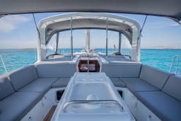 Oceanis 51.1 in Athens / Alimos Marina thumbnail 9