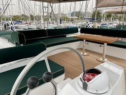 Bali 4.8 in Athens / Alimos Marina thumbnail 12