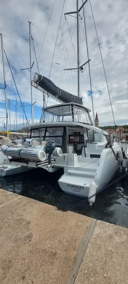 Lagoon 46 in Dubrovnik / Marina Frapa Dubrovnik thumbnail 9