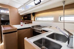 Sun Odyssey 440 in Corfu / Gouvia / D-Marin Marina Gouvia thumbnail 11