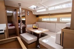 Sun Odyssey 440 in Corfu / Gouvia / D-Marin Marina Gouvia thumbnail 2