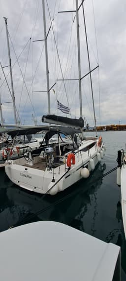 Bavaria C42 in Volos / Port of Volos thumbnail 7