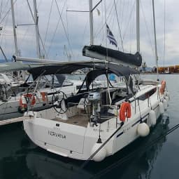 Bavaria C42 in Volos / Port of Volos thumbnail 9