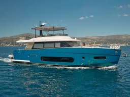 Azimut Magellano 66 in Podstrana / Marina Lav thumbnail 7
