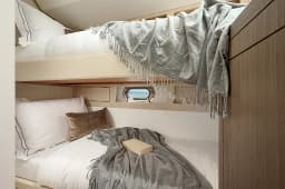 Azimut Magellano 66 in Podstrana / Marina Lav thumbnail 93