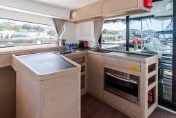 Lagoon 42 in Sicily / Capo d'Orlando Marina thumbnail 15