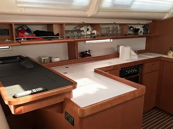 Bavaria Cruiser 51 in Athens / Alimos Marina - Photo 3