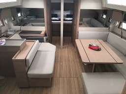 Oceanis 51.1 in Castiglioncello / Marina Cala de' Medici thumbnail 13