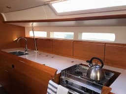 Sun Odyssey 519 in Mallorca / Palma de Mallorca / La Lonja Marina Charter thumbnail 14