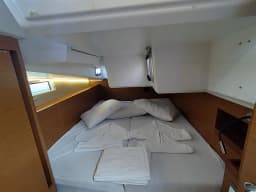 Sun Odyssey 490 in Lefkada / Port of Lefkas thumbnail 4