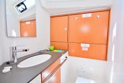 Bavaria Cruiser 46 in Athens / Alimos Marina thumbnail 13
