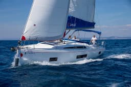 Oceanis 46 in Marina Agana thumbnail 19