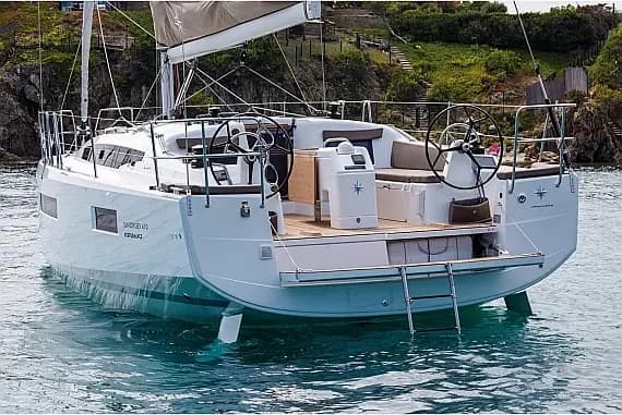 Sun Odyssey 410 in Lefkada / Nydri / Hotel Armonia - Photo 1