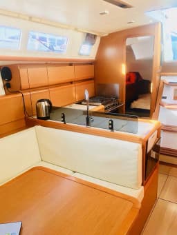 Sun Odyssey 379 in Athens / Alimos Marina thumbnail 7
