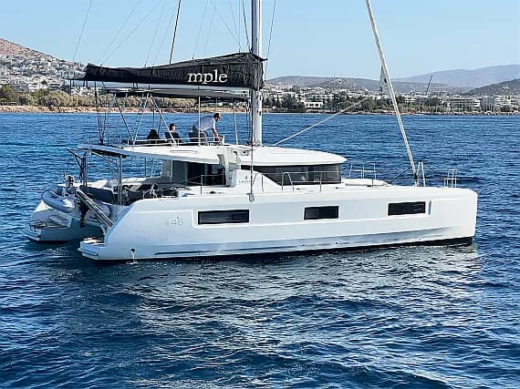 Lagoon 46 in Athens / Alimos Marina - image 1