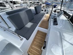 Lagoon 46 in Athens / Alimos Marina thumbnail 15