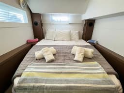 Lagoon 46 in Athens / Alimos Marina thumbnail 21