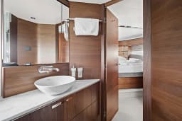 Princess S65 in Kaštel Gomilica / Marina Kaštela thumbnail 4