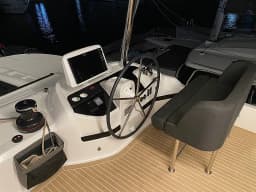 Lagoon 55 in Mallorca / Palma de Mallorca / Marina Naviera Balear thumbnail 17