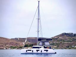 Lagoon 46 in Mykonos / Tourlos Marina thumbnail 16