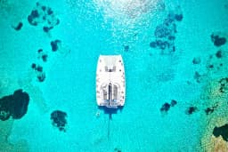 Lagoon 46 in Mykonos / Tourlos Marina thumbnail 18