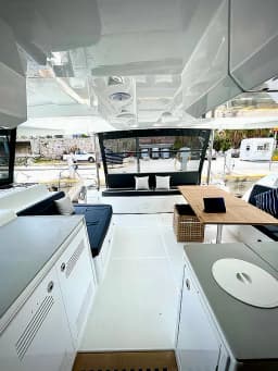 Lagoon 46 in Mykonos / Tourlos Marina thumbnail 8