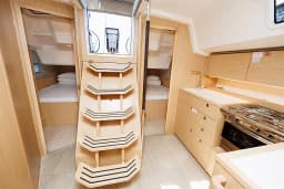 Bavaria C38 in Zadar / Marina Zadar thumbnail 19