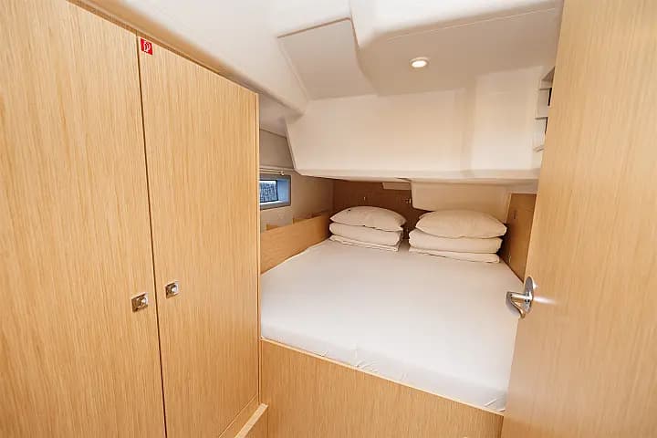 Bavaria C38 in Zadar / Marina Zadar - Photo 4