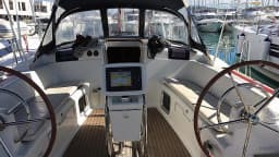 Sun Odyssey 439 in Lavrion / Olympic Marina thumbnail 4