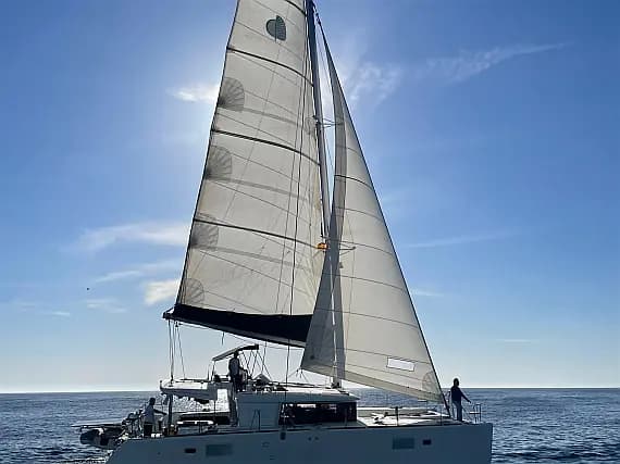 Lagoon 450 in Marseille / Corbieres Port - image 1