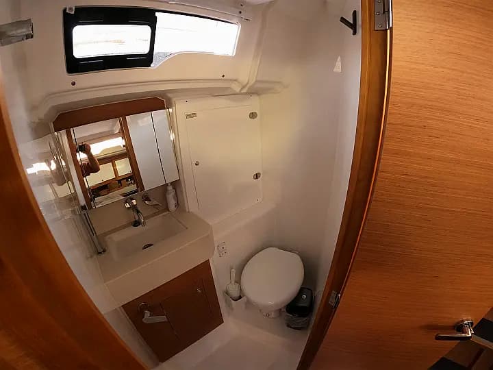 Dufour 37 in Marmaris / Adaköy Marina - Photo 4