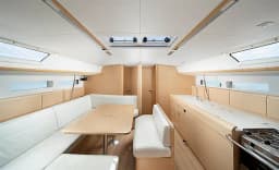 Sun Odyssey 519 in Athens / Alimos Marina thumbnail 10