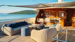 Benetti Classic 115 in Trogir / ACI Marina Trogir thumbnail 13